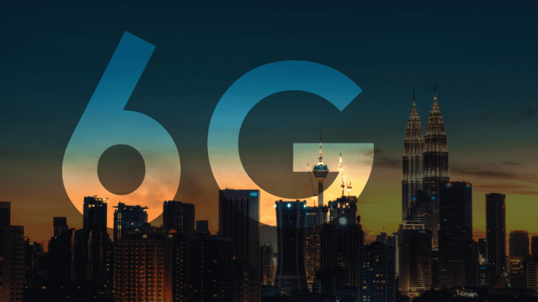 Imagem de cidade iluminada ao anoitecer com destaque para o número 6G, simbolizando a chegada da nova geração de conectividade mais rápida que o 5G.
