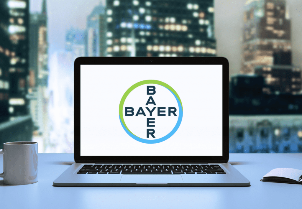 logo bayer em notebook